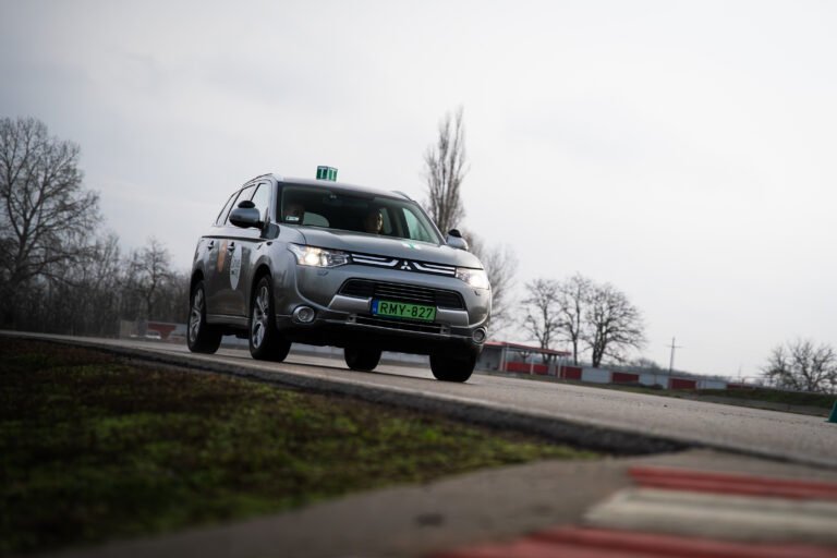 Vezetéstechnikai tréning