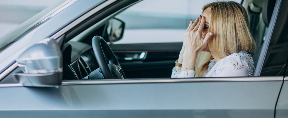 Gyakorló vezetés jogosítvánnyal – hogyan válik a vezetés újra magabiztossá?